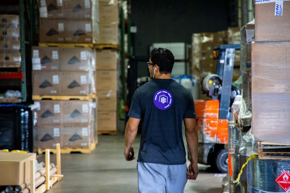 3pl warehouse employee
